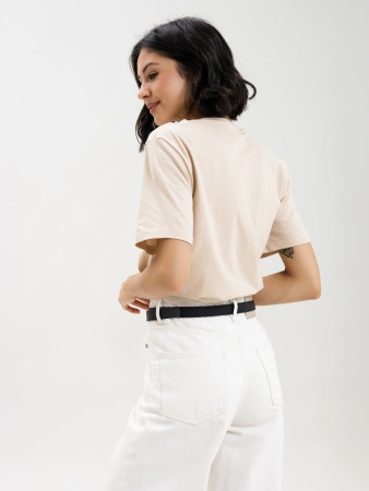 Женская базовая футболка телесная