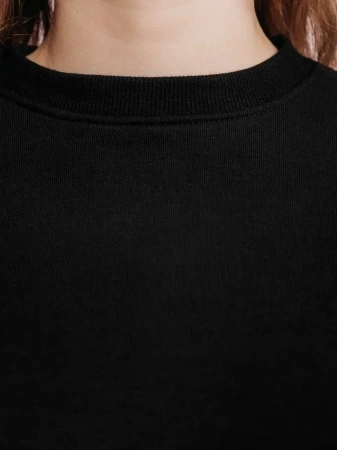 Свитшот женский базовый черный