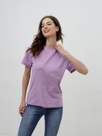 Женская базовая футболка сиреневая